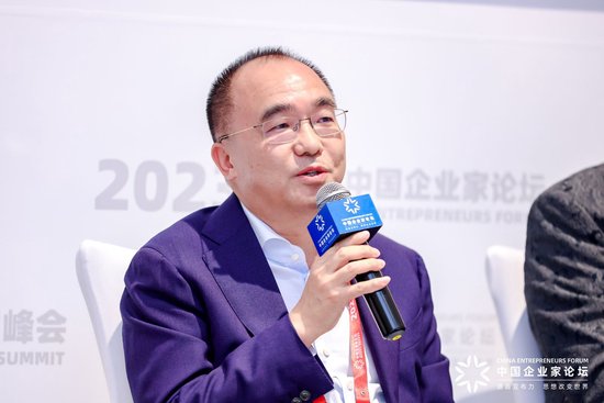 卓尔控股阎志：企业要积极拥抱变化，坚定不移数字化 第1张