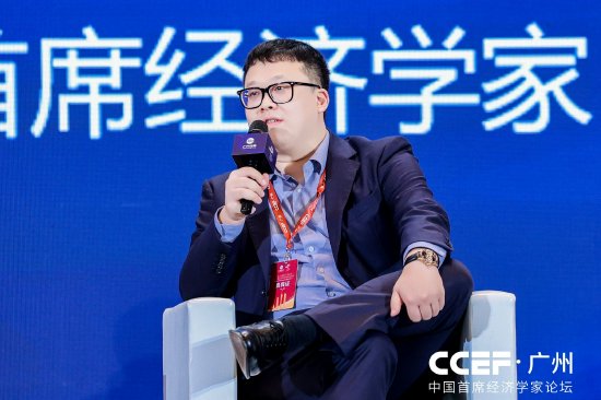 ING银行宋林：黄金一直创新高，太贵了不能买？美联储会降三次息，对比黄金全球价值，还远没有到高点