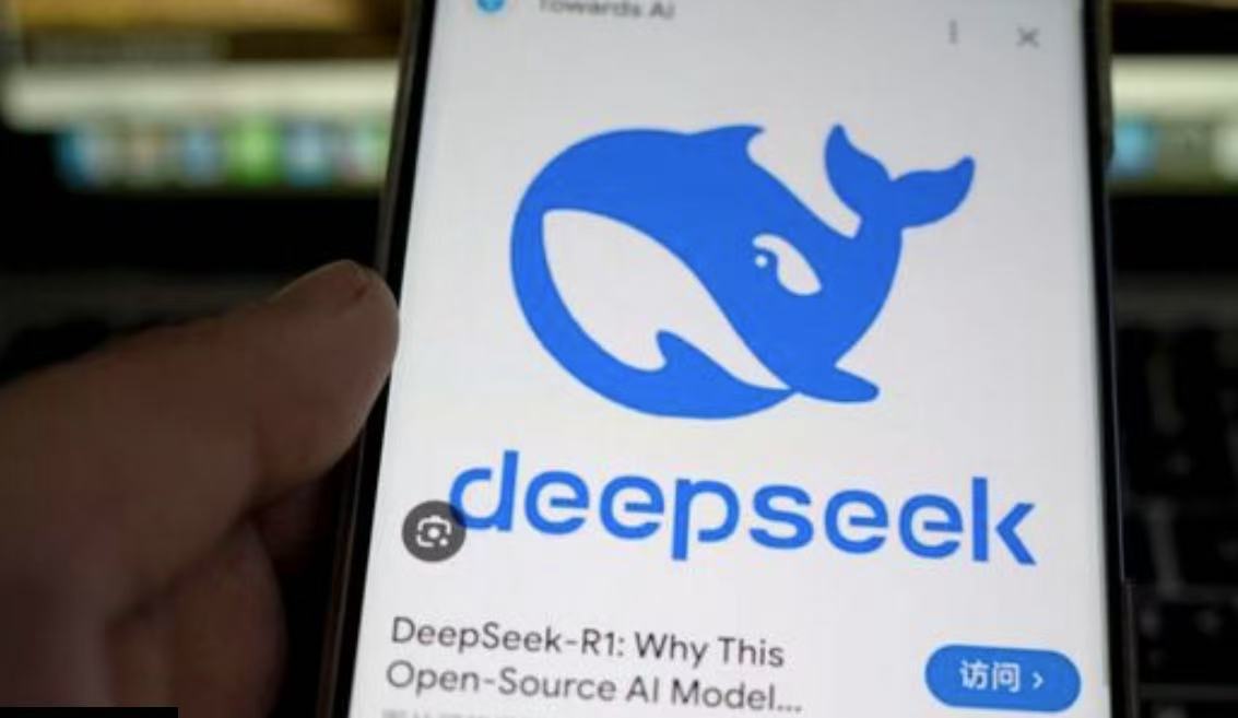 AI的iPhone时刻真的要来了！DeepSeek将影响普通人